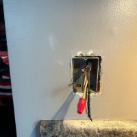 Outlet service and repairs in Des Moines