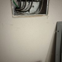 240105-01-Garage-Outlet