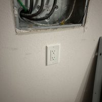 240105-02-Garage-Outlet